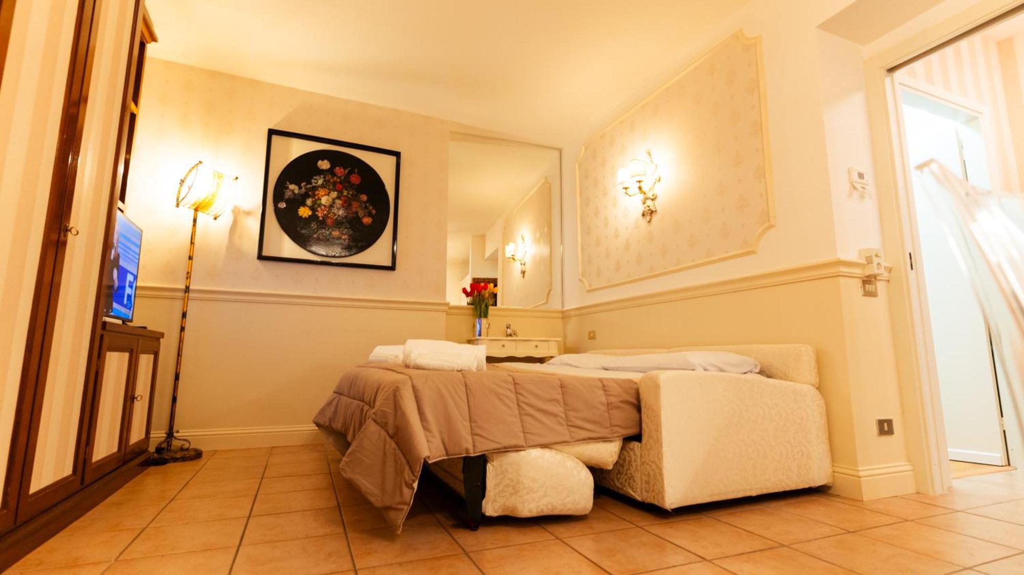 New Cozy Apartment - City Centre Lecco Extérieur photo