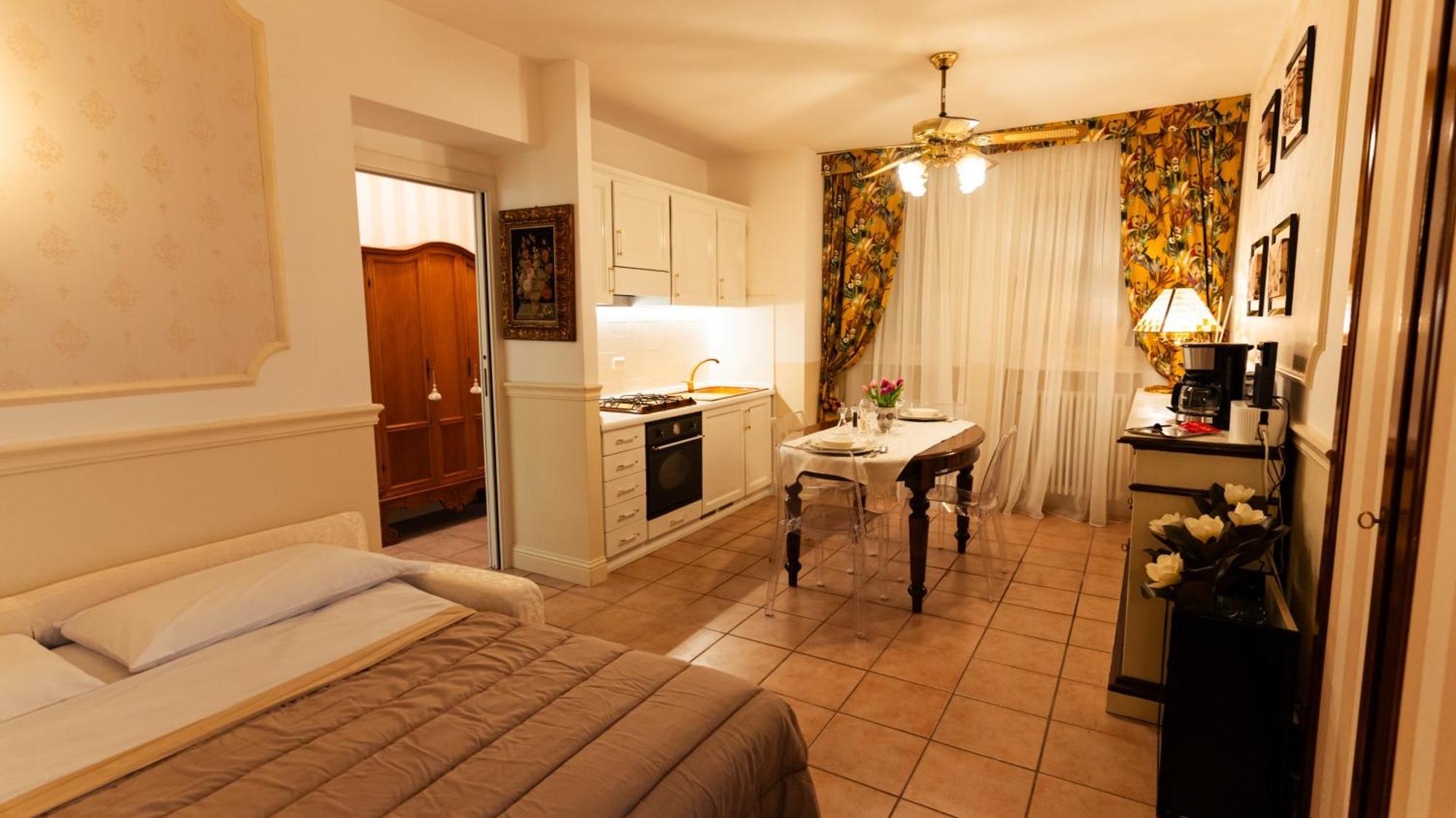New Cozy Apartment - City Centre Lecco Extérieur photo